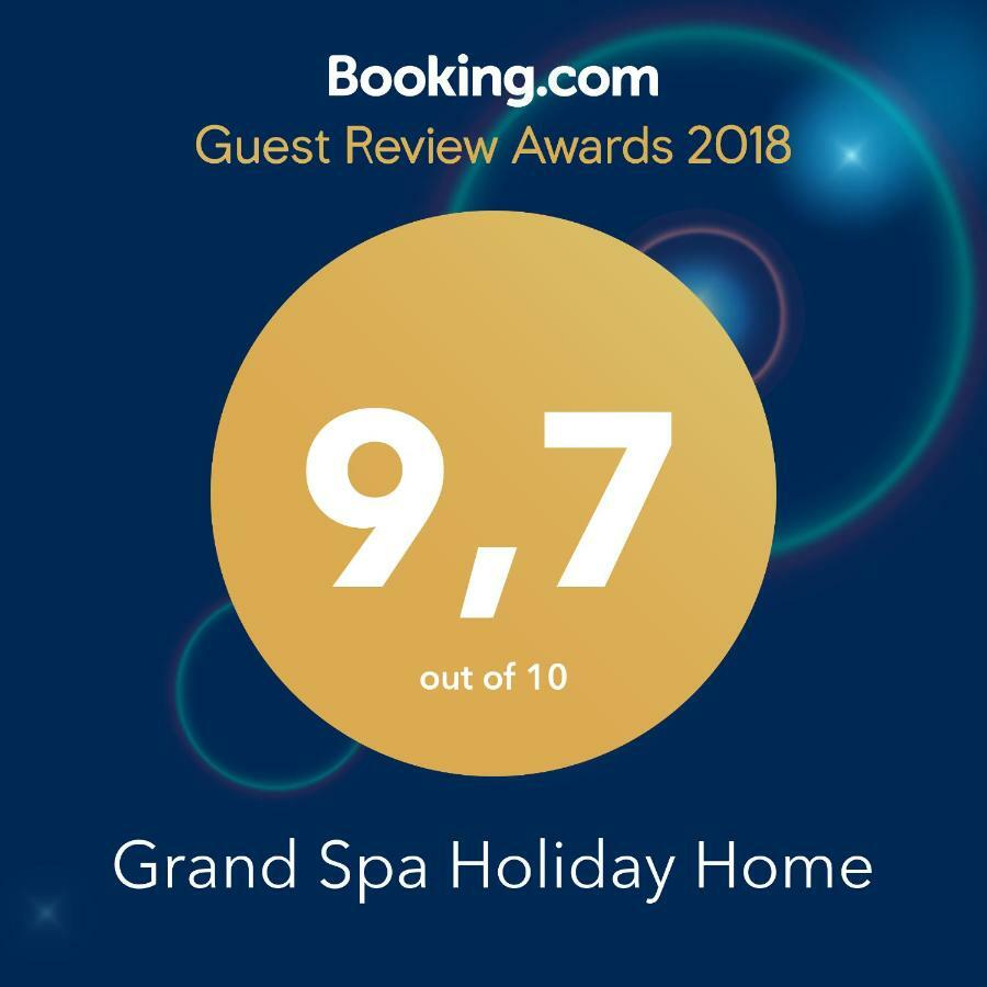 Grand Spa Holiday Home Sklené Teplice エクステリア 写真